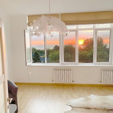 Appartement Sterna Sea View - Французський Бульвар à Odessa Extérieur photo